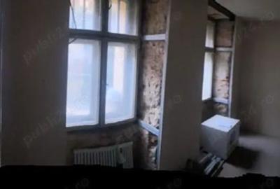 Garsoniera(pos.sp.com.)Brasov,ultra centr.str.Baritiu 9 - 7