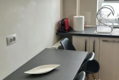 Apartament cu 2 camere decomandat în Noua