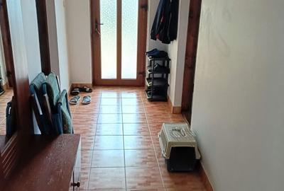 Casă cu 3 camere cu Teren 937 Mp în Vlădeni - 1