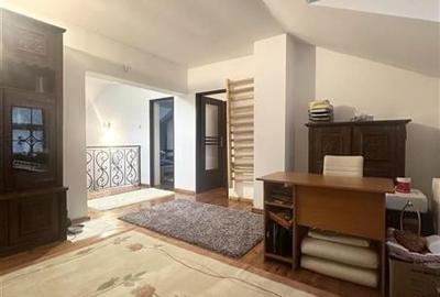 Casa Spatioasa cu Teren de 1000 mp | Poiana - 16