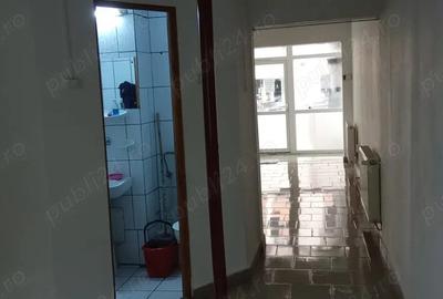 Spa?iu comercial cu posibilitate ?i de birouri - 2