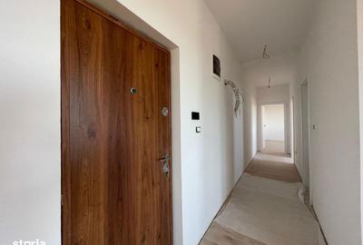 Apartament cu 3 camere decomandat în Moșnița Nouă - 4