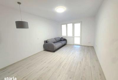 Apartament cu 3 camere decomandat în Cornișa - 4