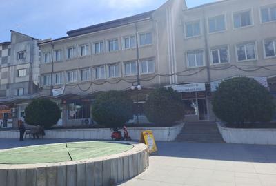 Spațiu comercial, de 320 mp, în Central - 2