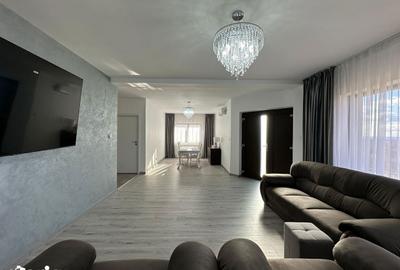 Casă cu 4 camere cu Teren 1000 Mp în Central
