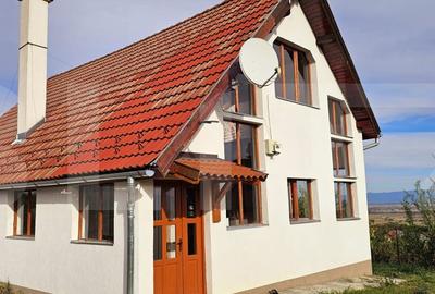 Casa de vanzare, sub padure, intr-un cadru natural deosebit – Sancraiu - 1