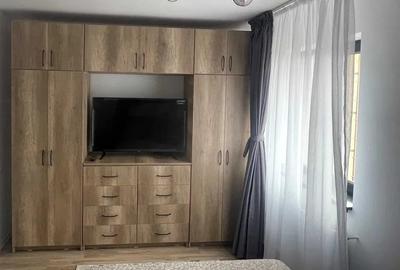 Apartament cu 2 camere semidecomandat în Militari