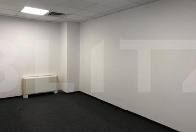 Spațiu comercial, de 570 mp, în Central - 2