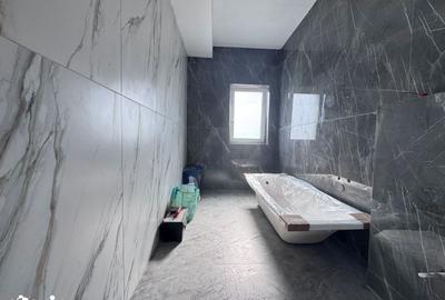 Casă cu 3 camere cu Teren 378 Mp în Central - 9