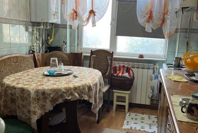 Vanzare apartament 3 camere str Pacii Tulcea - 6