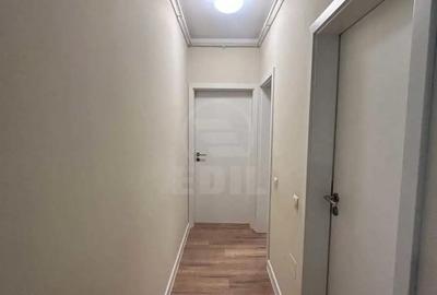 Apartament cu 3 camere semidecomandat, mobilat în Florești - 11