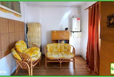 Casă cu 4 camere semidecomandat în Central - 7