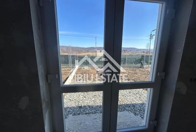 Duplex cu 4 camere cu Canalizare în Mohu - 32