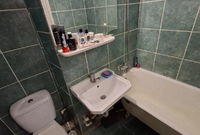 Ap 3cam Tatara?i Ateneu, Sta?ie in fa?a blocului - 7