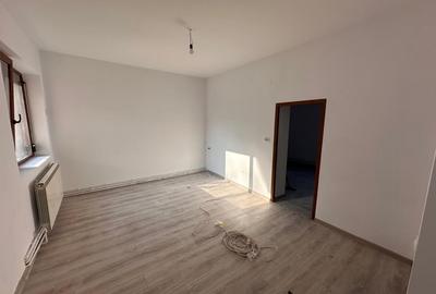 CENTRU- apartament 5 camere  etajul 1 CENTRU- apartament 5 camere  etajul 1 - 6