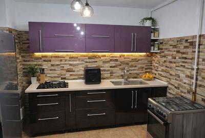 Apartament cu 3 camere decomandat în Trocadero - 8