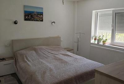Apartament cu 2 camere decomandat în Central - 1
