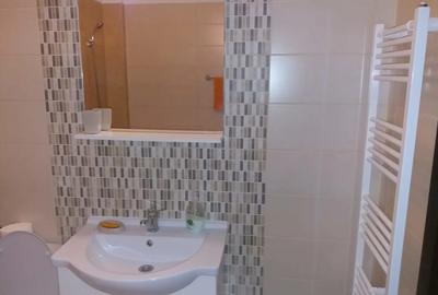 Garsonieră decomandată în Exercițiu - 8