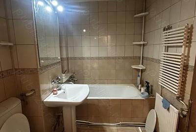 Apartament cu 3 camere decomandat în Central - 1