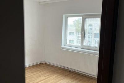 Apartament cu 2 camere decomandat în Faleza Nord - 1