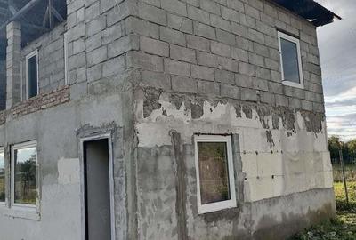 Casa cu teren la Versesti com Girov - 4