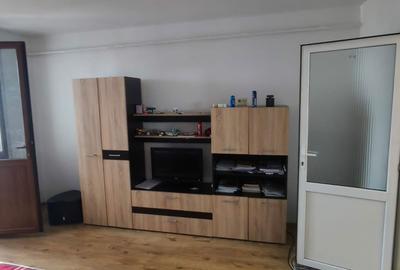 Garsonieră decomandată în Central - 1