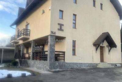 Casă cu 8 camere cu Teren 1000 Mp în Moieciu - 11