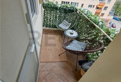 Apartament cu 2 camere decomandat în Central - 2