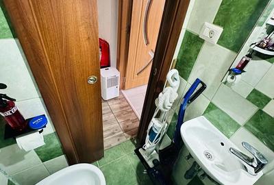 Apartament cu 4 camere decomandat în Central - 3