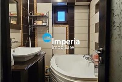 Apartament 4 camere de vanzare in Nicolina  Prima Statie, Esplanada - 6