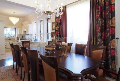 Vila reprezentativa cu finisaje premium | piscina | 1350mp - 7