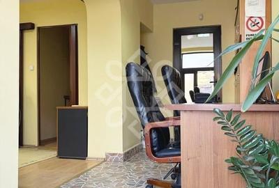 Spatiu de birou de vanzare ultrancentral in Oradea - 2