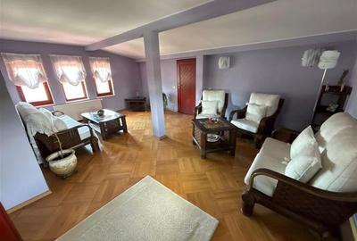 ULTRACENTRAL - Vila de inchiriat- teren 506mp - 20