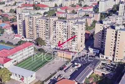 Spațiu comercial, de 33 mp, în Plopilor - 2