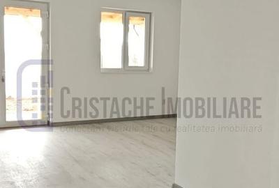 Casă individuală cu 3 camere cu Canalizare în Nord-Est - 11