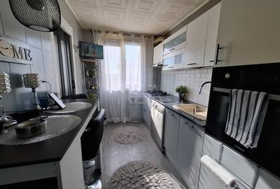 Apartament cu 3 camere semidecomandat, mobilat în Păcii - 12