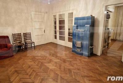 Casă cu 4 camere cu Teren 122 Mp în Central - 10