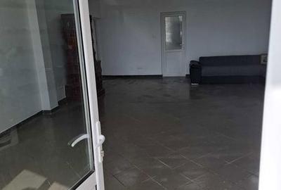 Casă cu 3 camere cu Teren 115 Mp în Smârdan - 2