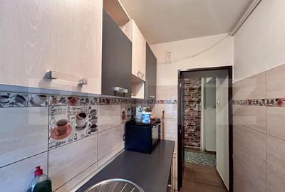 Apartament cu 2 camere semidecomandat, mobilat în Central