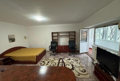 Direct proprietar/ Garsoniera Nerva Traian - 1