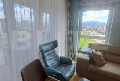 Apartament cu 3 camere decomandat în Tractorul