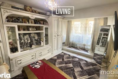 Apartament cu 4 camere în Petros - 13