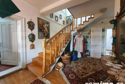 Casă cu 6 camere cu Teren 2387 Mp în Central - 9