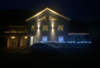 Casă cu 4 camere în Lupeni - 3