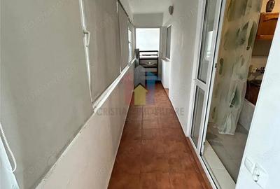 Apartament cu 2 camere decomandat în Independenței - 2