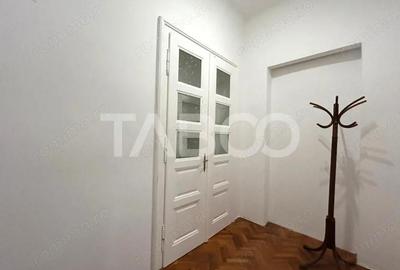 Apartament cu 5 camere decomandat, mobilat în Trei Stejari - 7