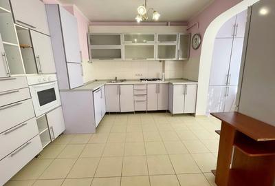 Apartament cu 2 camere decomandat în Iris - 3