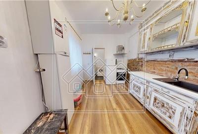 Apartament de vanzare in Sibiu - 2 camere, 40 mp gradina - Z. Centrala - 2