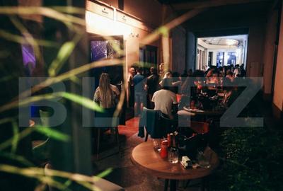 Spațiu comercial, de 90 mp, în Central - 5