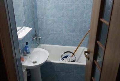 Inchiriez apartament decomandat in zona Circumvalatiunii - 1
